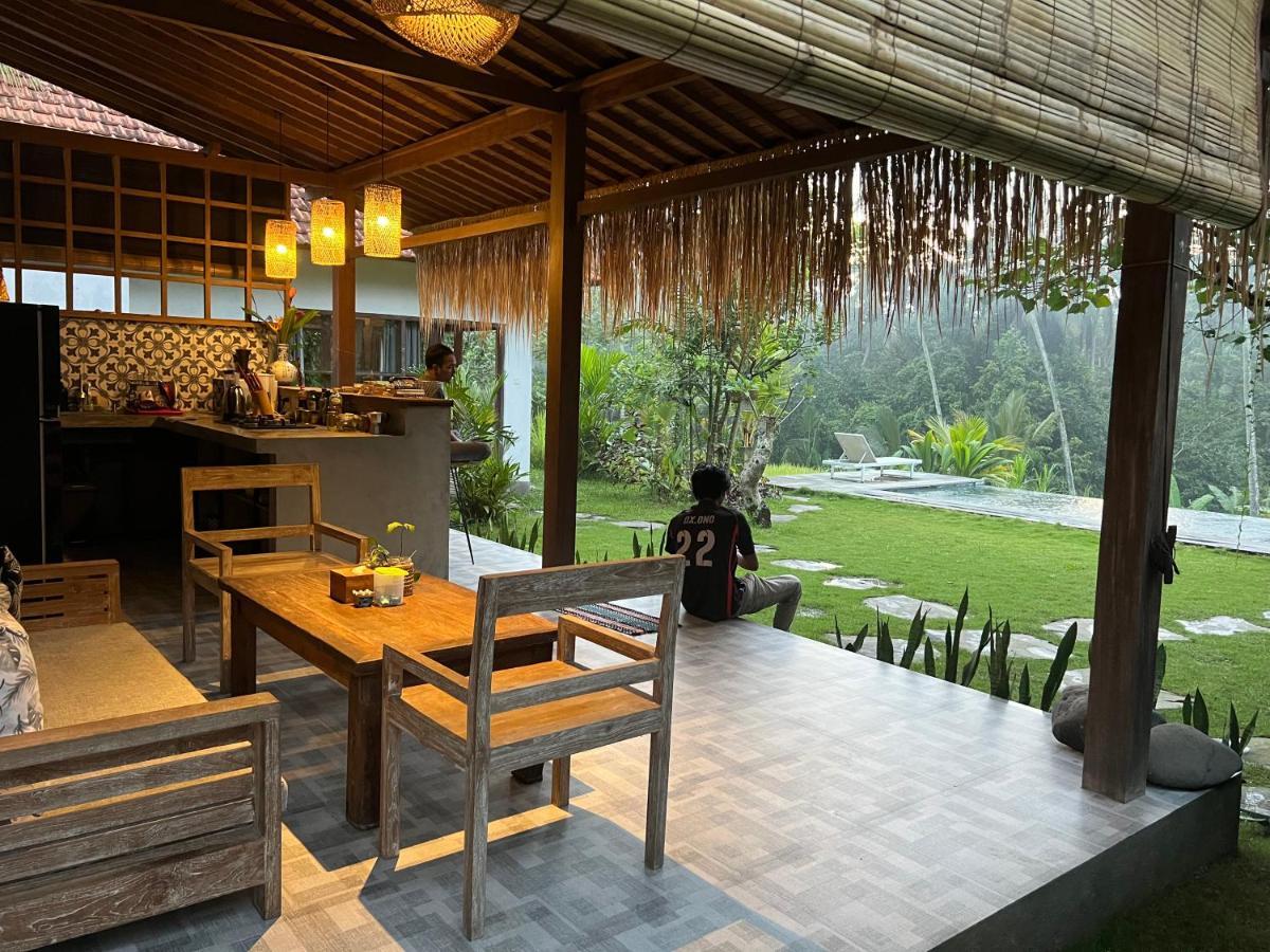 Uma Mupu Retreat Villa Gianyar  Exterior photo