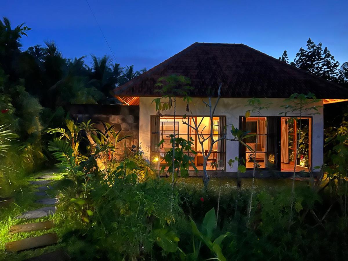 Uma Mupu Retreat Villa Gianyar  Exterior photo
